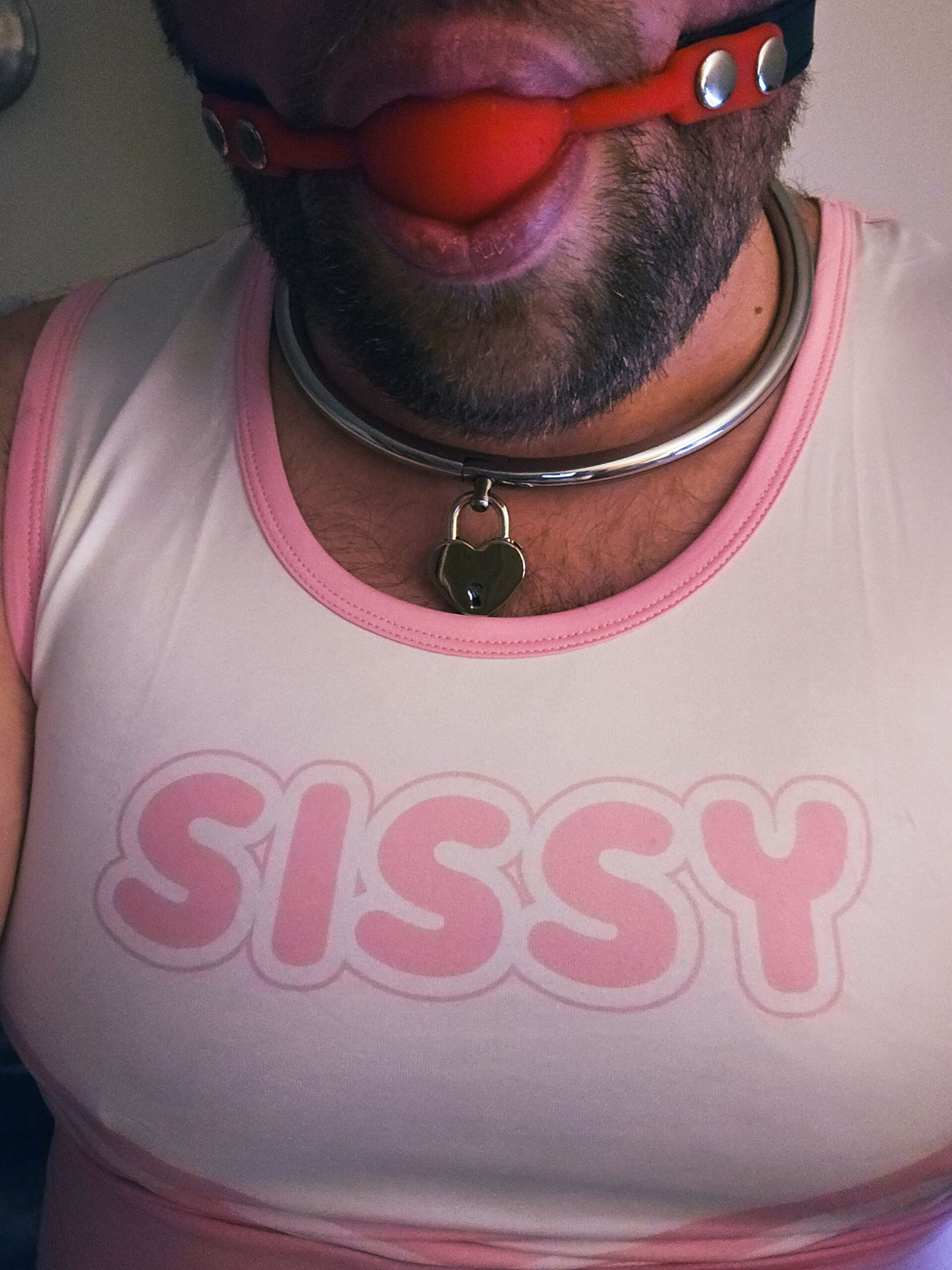 uk-sissy-slut-to-hire